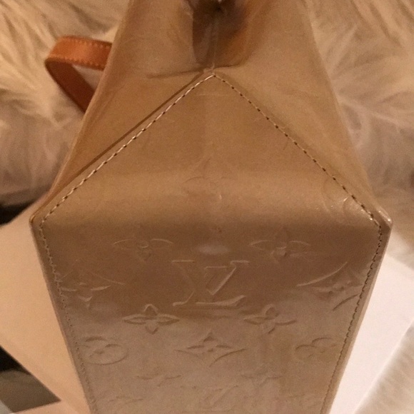 💯% Authentic Louis Vuitton Monogram Vernis Reade - Picture 3 of 14